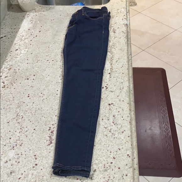 HUDSON Jeans - Picture 4 of 9